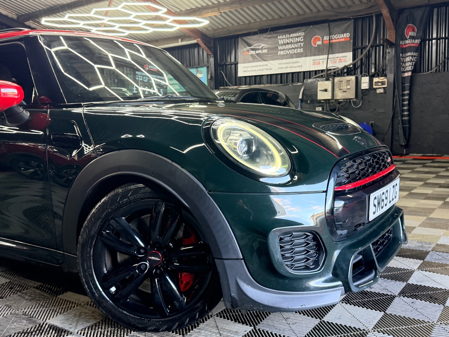 Used MINI Hatch 2019 for sale - 77791065: Photo 2