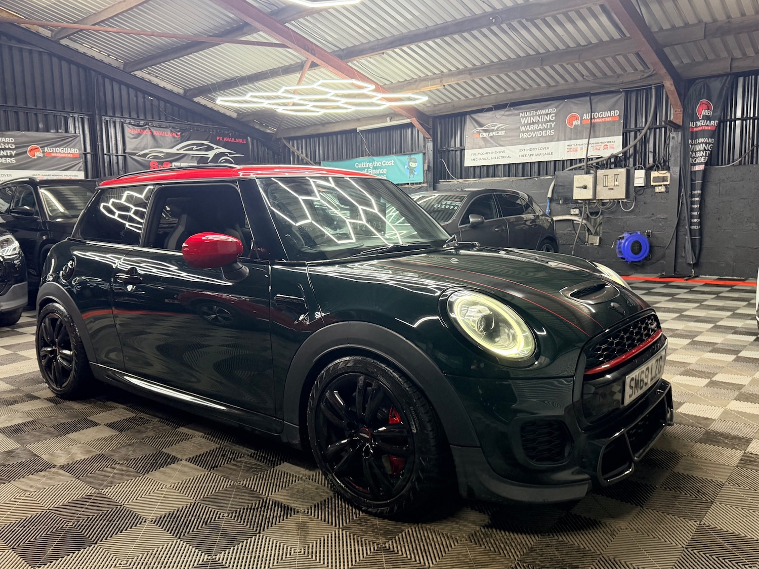 Used MINI Hatch 2019 for sale - 77791065: Photo 3