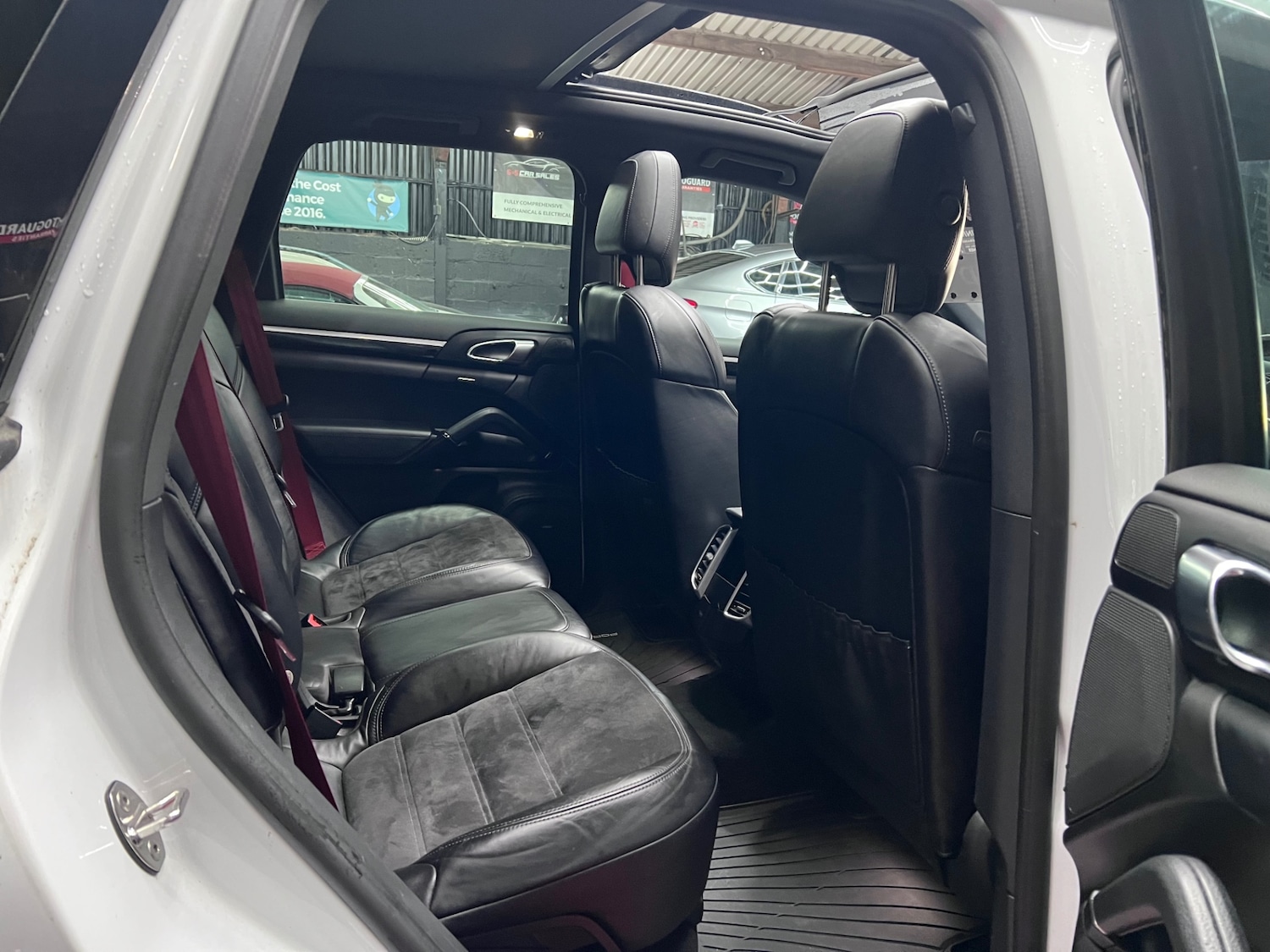 Used Porsche Cayenne 2016 for sale - 76374111: Photo 28