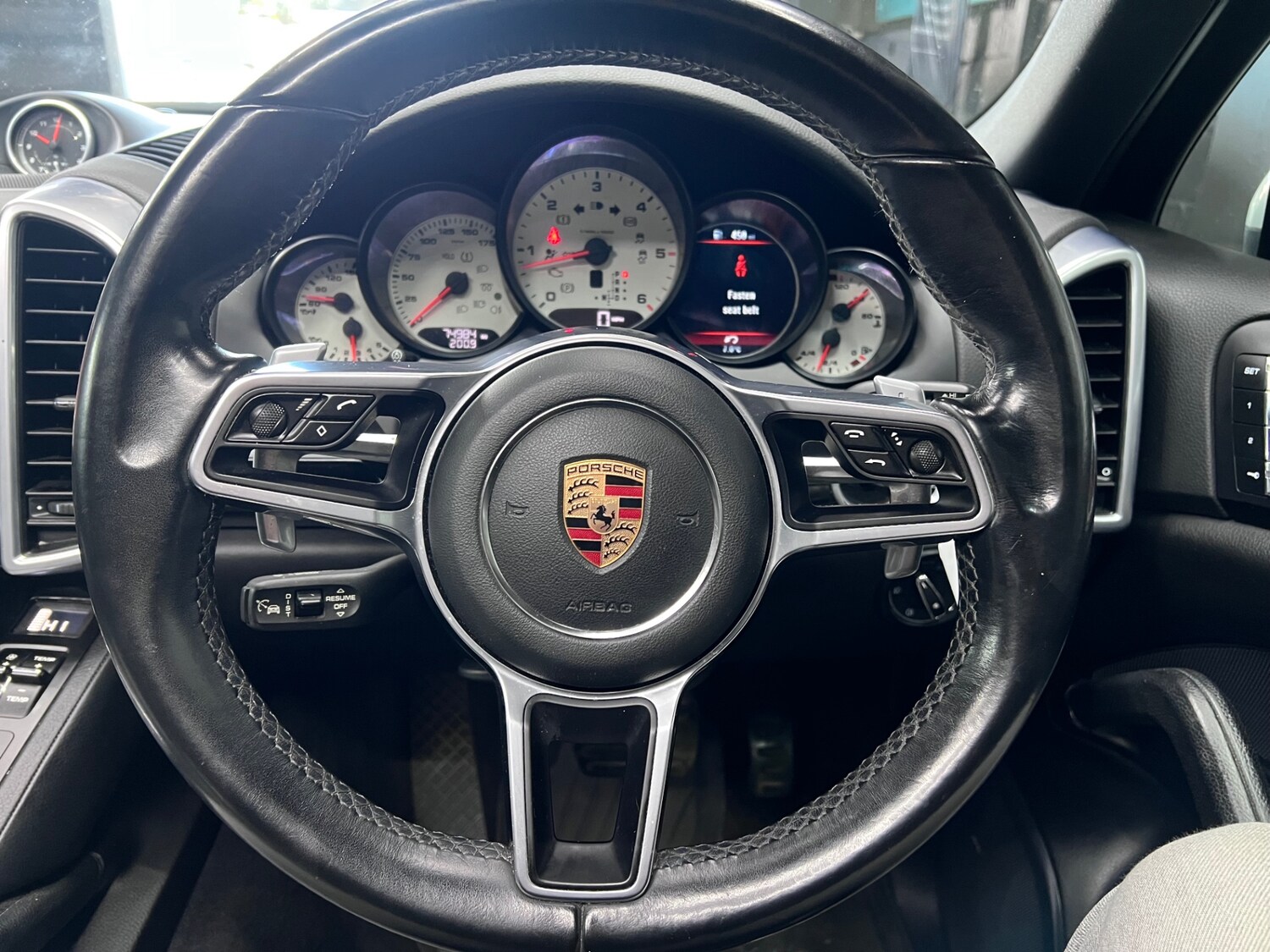 Used Porsche Cayenne 2016 for sale - 76374111: Photo 36