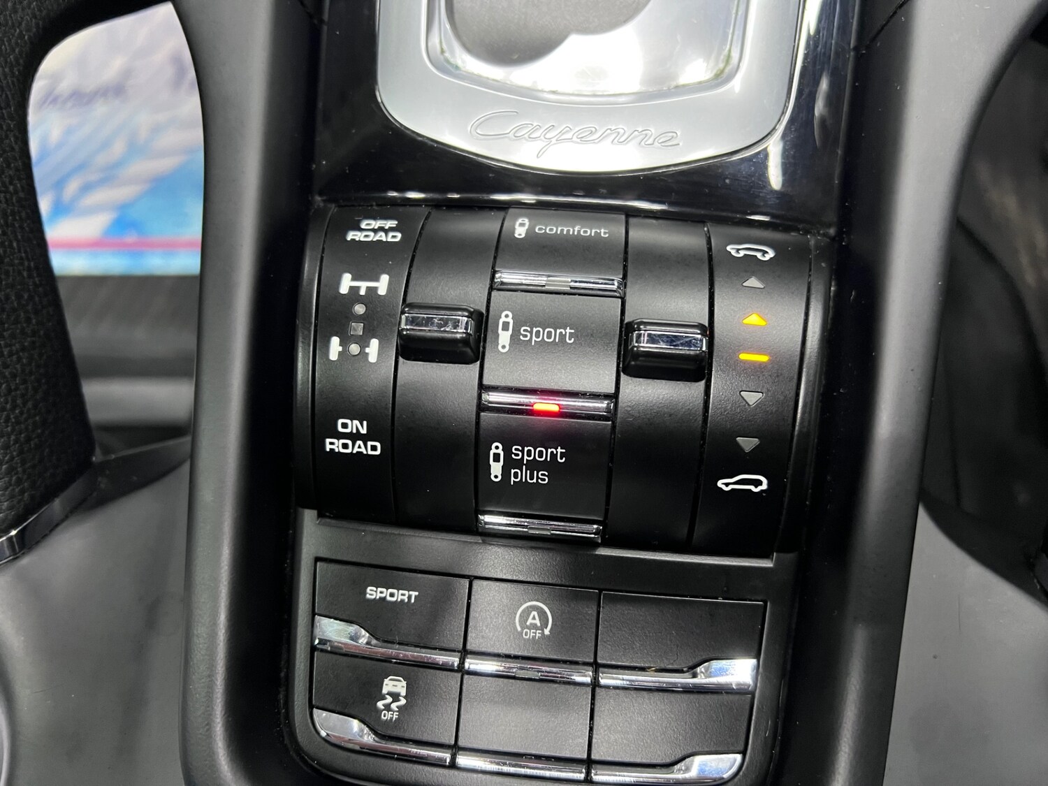 Used Porsche Cayenne 2016 for sale - 76374111: Photo 39