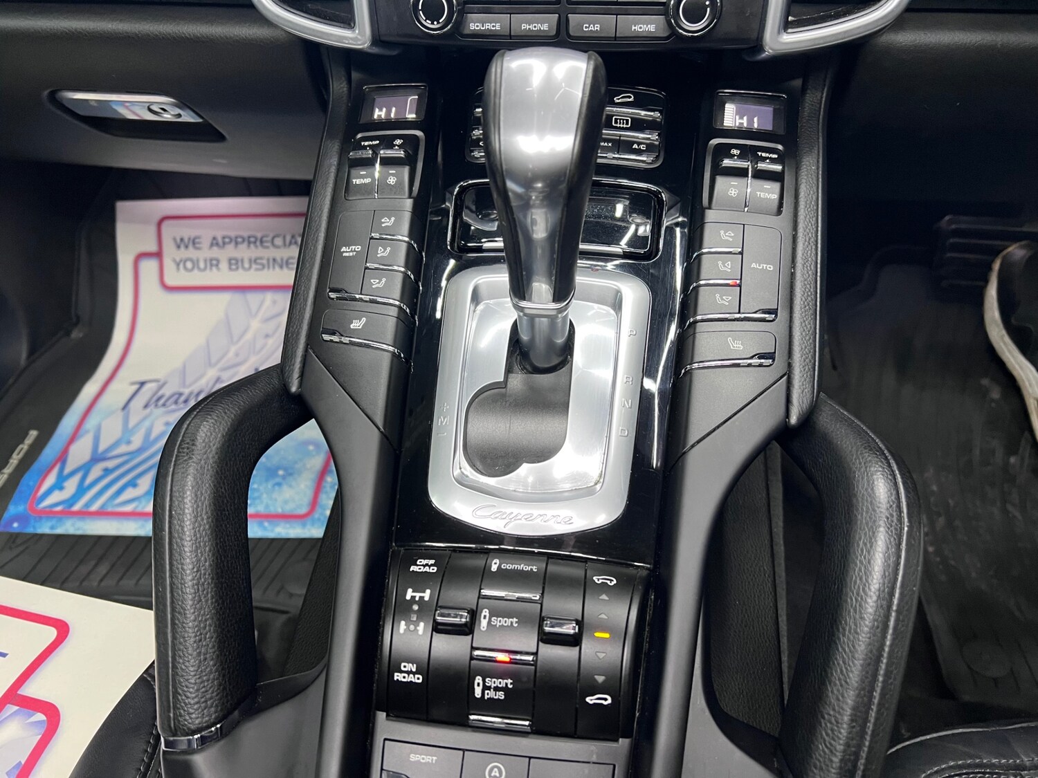 Used Porsche Cayenne 2016 for sale - 76374111: Photo 40