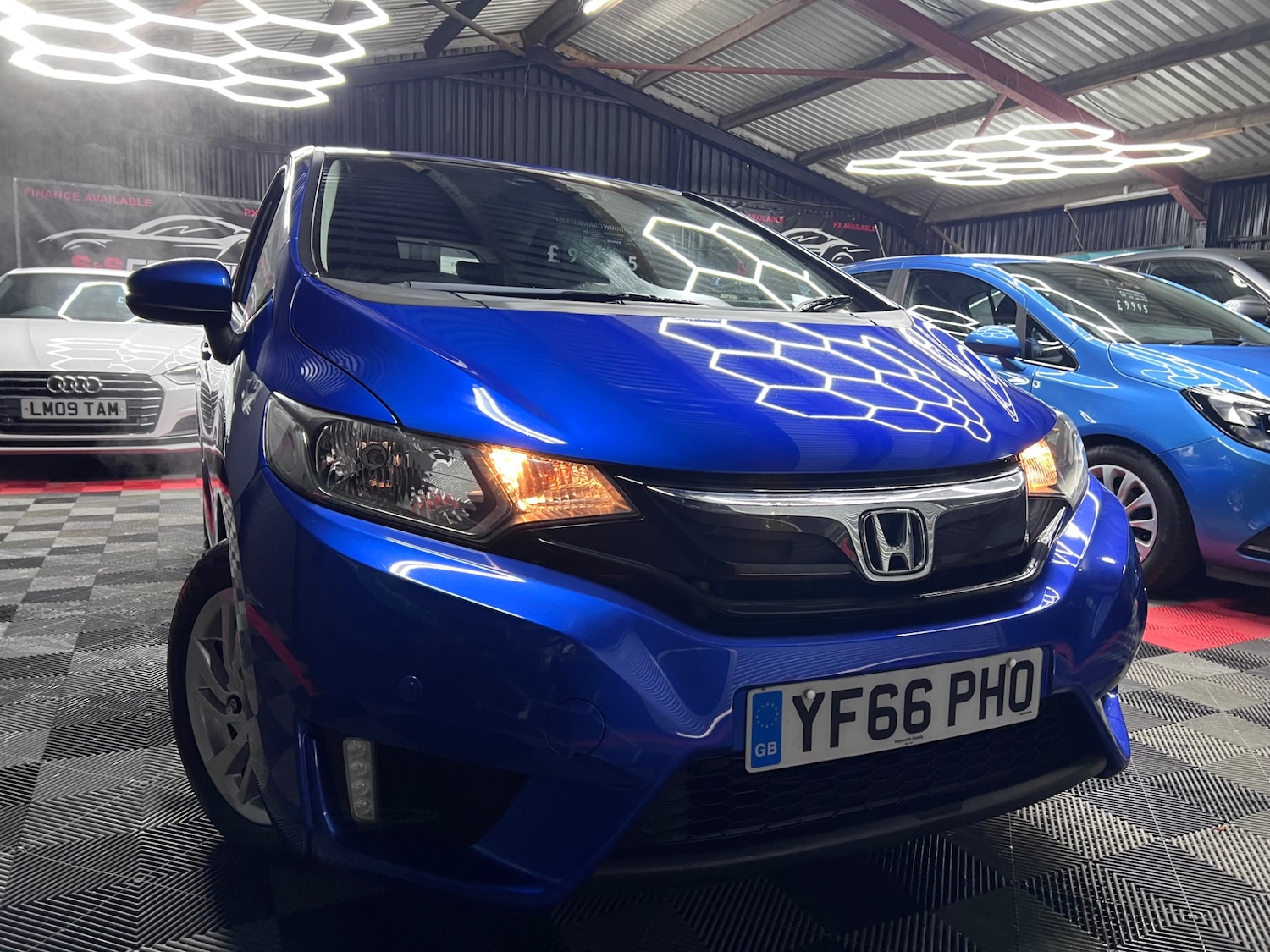 Used Honda Jazz 2016 for sale - 76488537: Photo 1