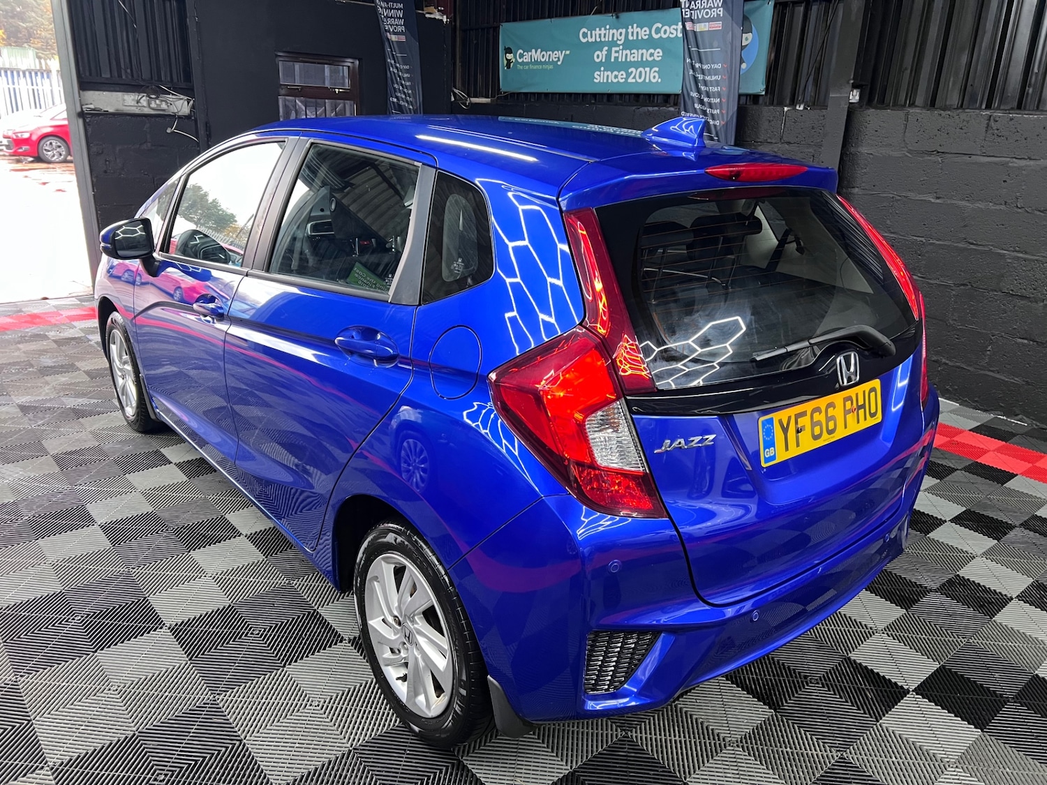 Used Honda Jazz 2016 for sale - 76488537: Photo 11