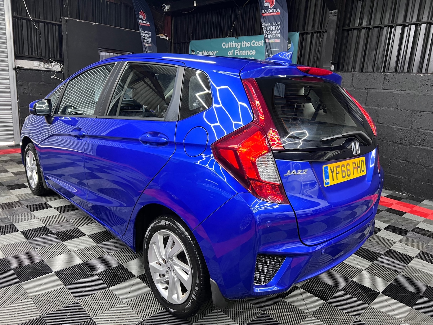 Used Honda Jazz 2016 for sale - 76488537: Photo 3