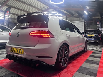 Used Volkswagen Golf 2017 for sale - 75392334: Photo
