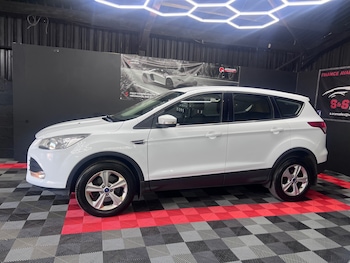 Used Ford Kuga 2016 for sale - 75686272: Photo
