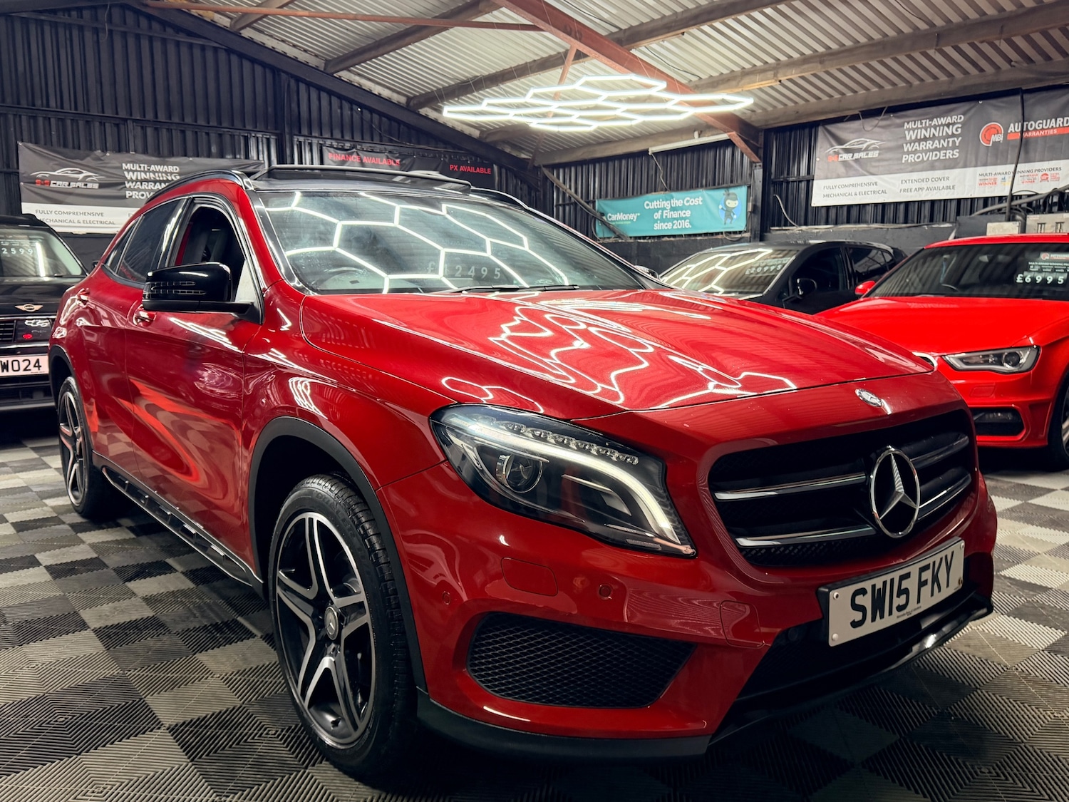 Used Mercedes-Benz GLA 2015 for sale - 77681910: Photo 3