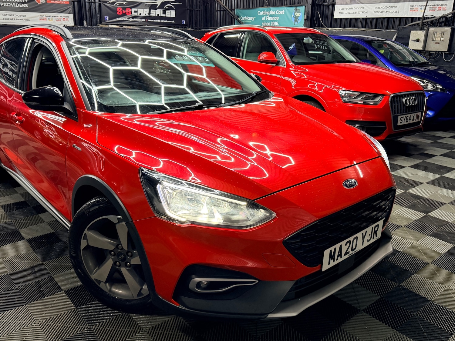 Used Ford Focus 2020 for sale - 77342934: Photo 2