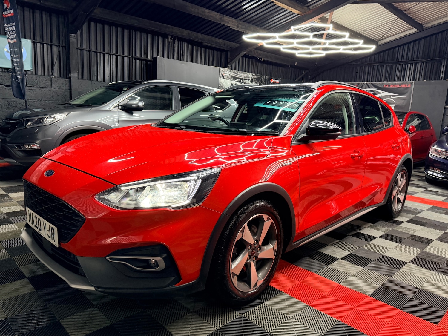 Used Ford Focus 2020 for sale - 77342934: Photo 4