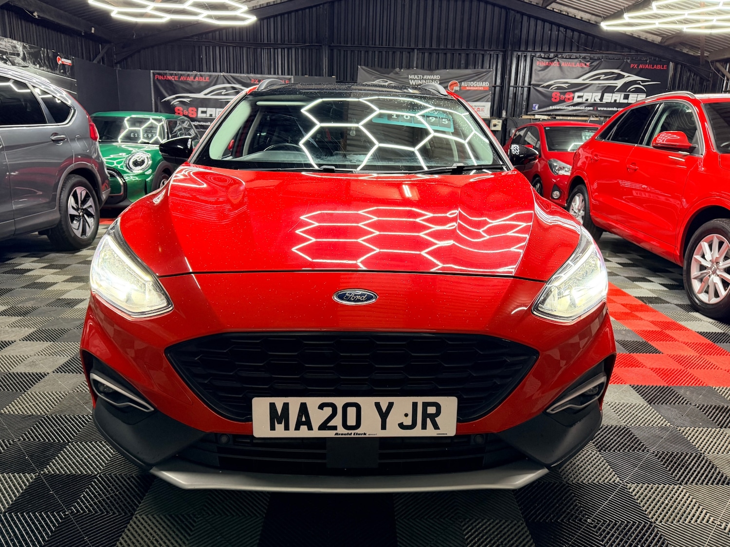 Used Ford Focus 2020 for sale - 77342934: Photo 7