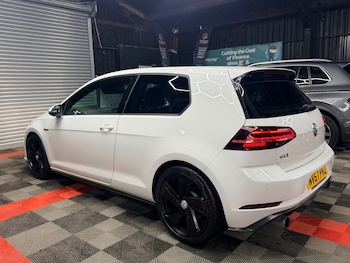 Used Volkswagen Golf 2018 for sale - 79029802: Photo