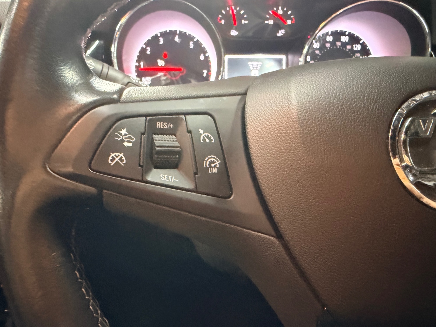 Used Vauxhall Astra 2017 for sale - 78143683: Photo 19