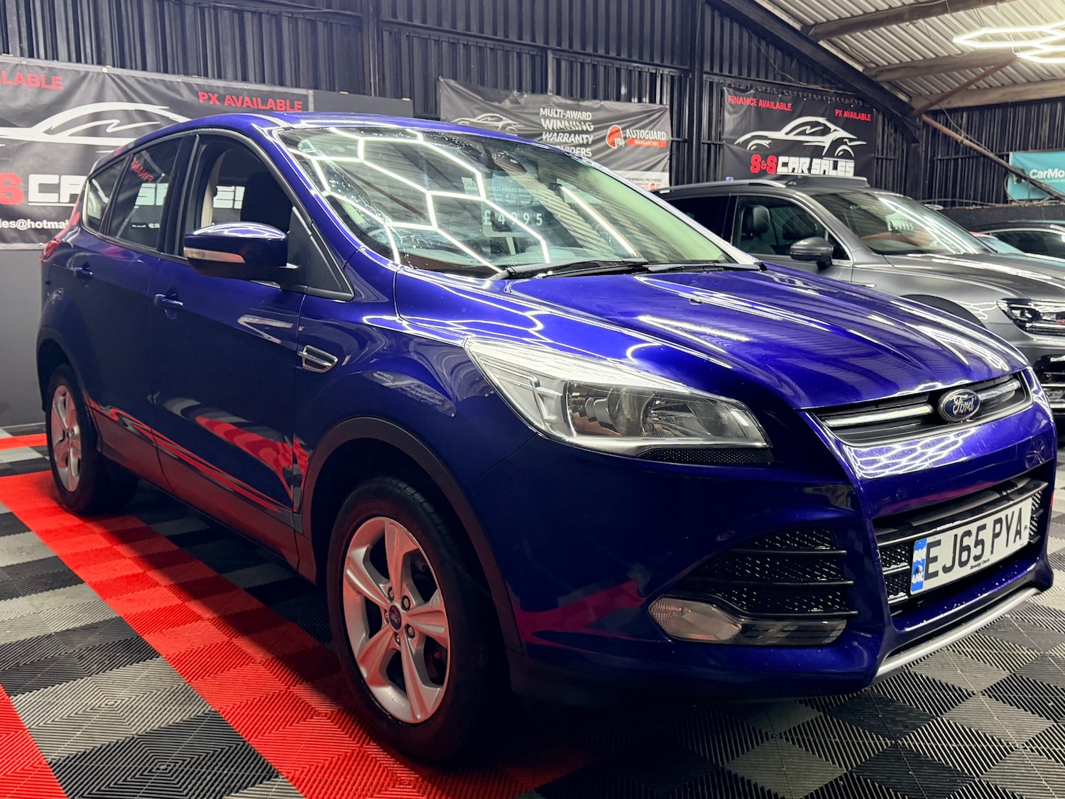 Used Ford Kuga 2015 for sale - 76767411: Photo 6