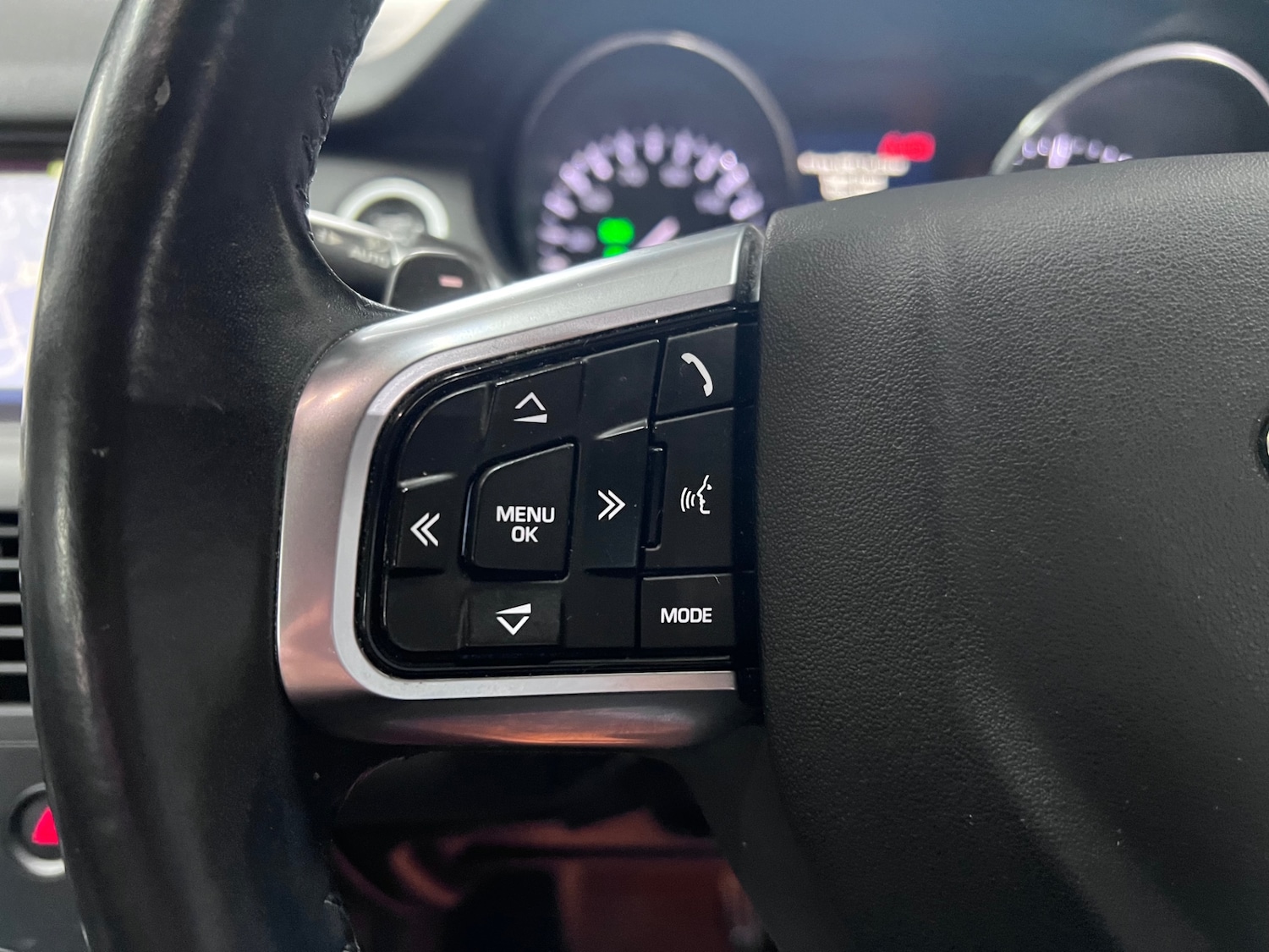 Used Land Rover Discovery Sport 2015 for sale - 76144155: Photo 17