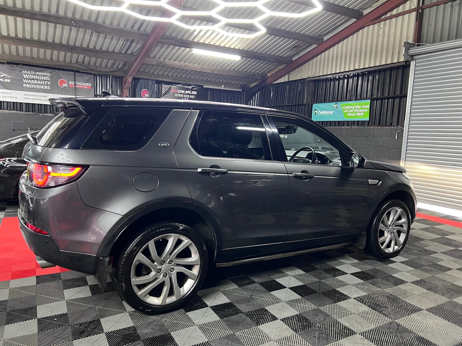 Used Land Rover Discovery Sport 2015 for sale - 76144155: Photo 26