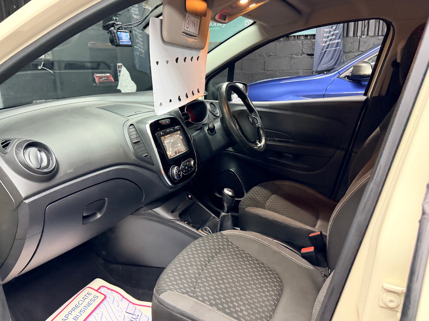 Used Renault Captur 2018 for sale - 76948567: Photo 17