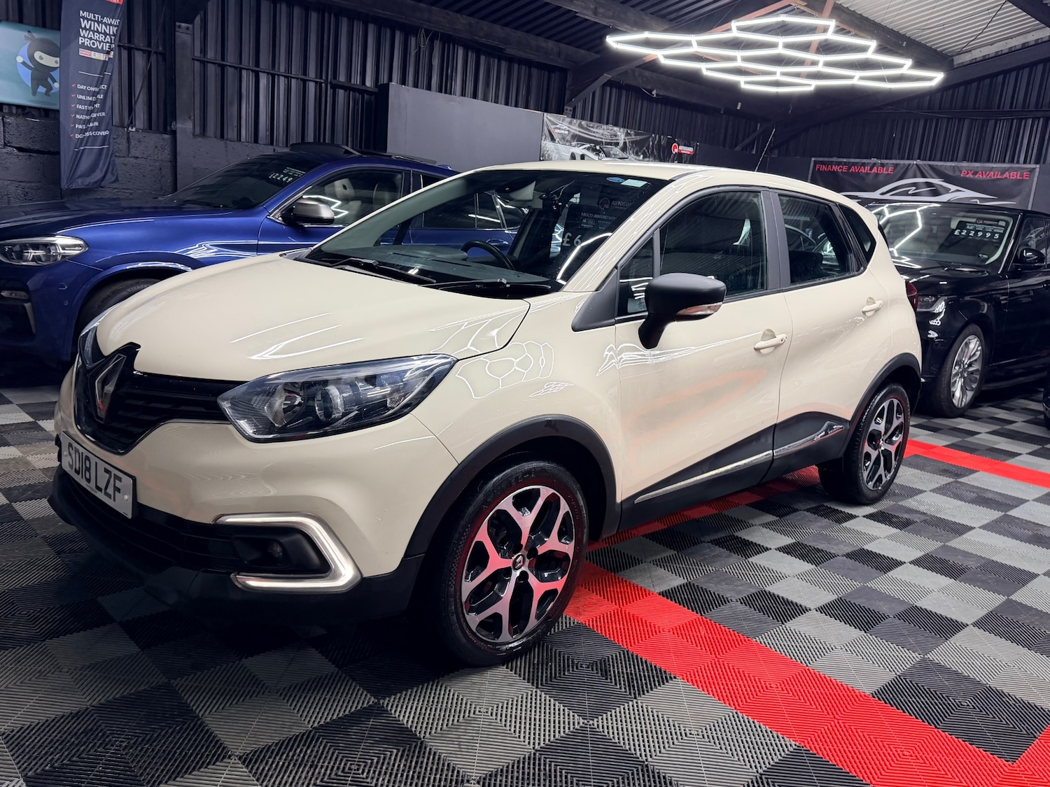 Used Renault Captur 2018 for sale - 76948567: Photo 7