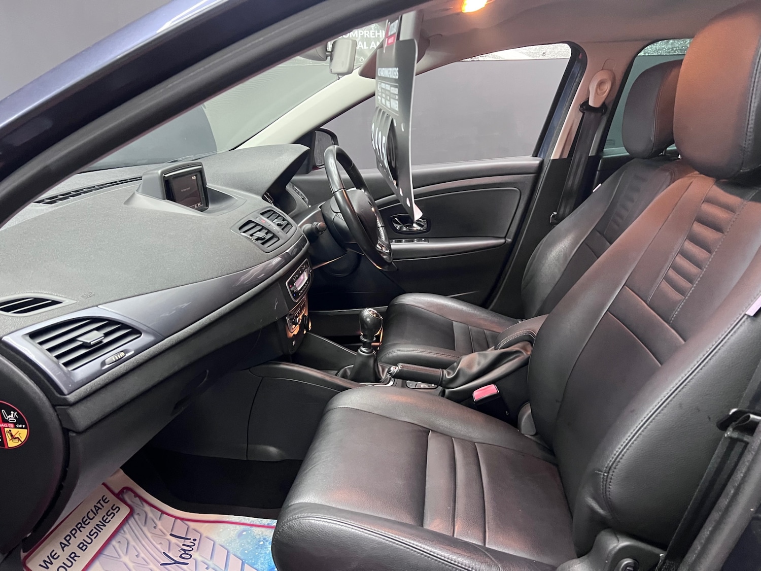 Used Renault Megane 2015 for sale - 76532507: Photo 10