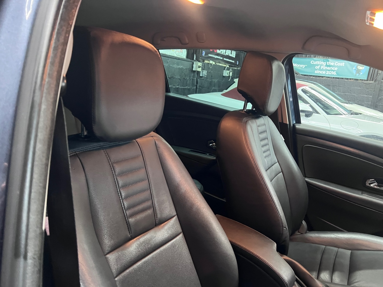 Used Renault Megane 2015 for sale - 76532507: Photo 13