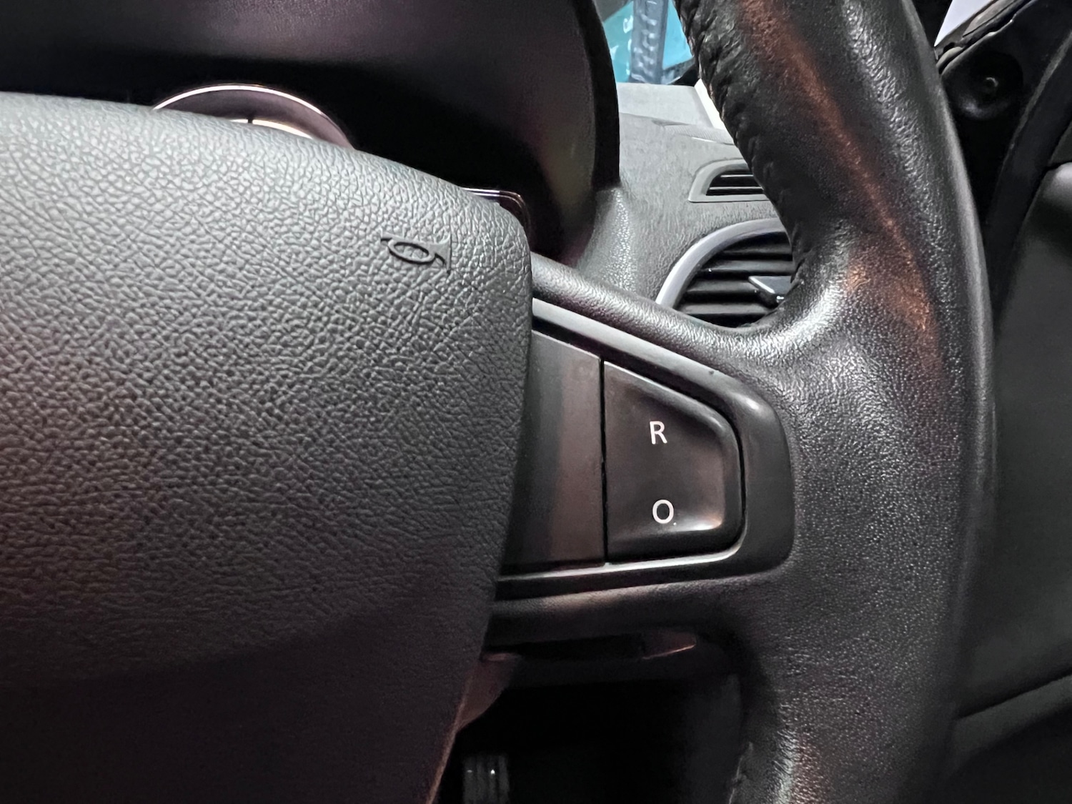 Used Renault Megane 2015 for sale - 76532507: Photo 15