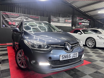 Used Renault Megane 2015 for sale - 76532507: Photo