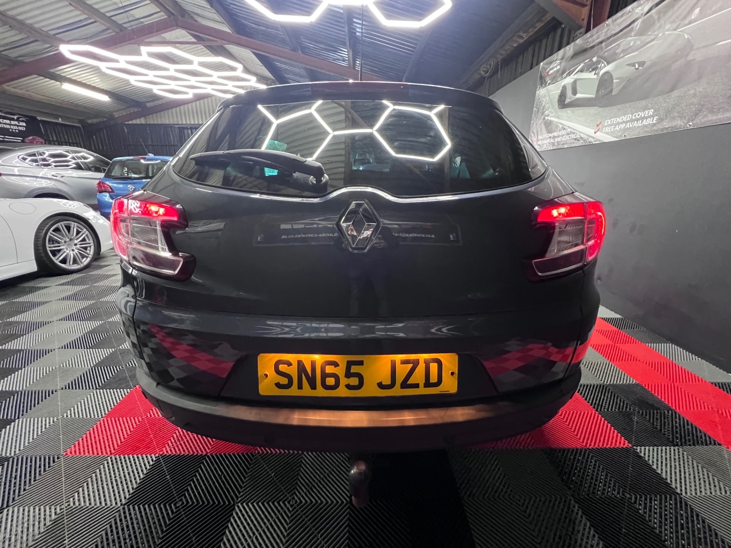 Used Renault Megane 2015 for sale - 76532507: Photo 5