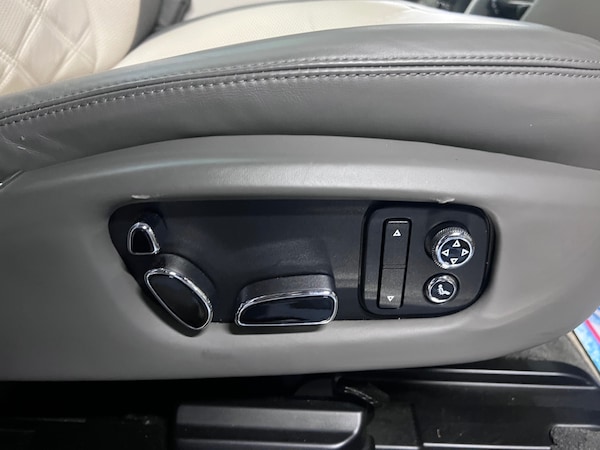 Used Bentley Mulsanne 2016 for sale - 76246319: Photo 17