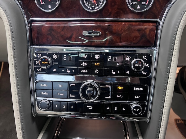 Used Bentley Mulsanne 2016 for sale - 76246319: Photo 42