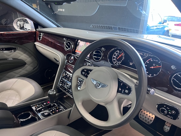 Used Bentley Mulsanne 2016 for sale - 76246319: Photo 44