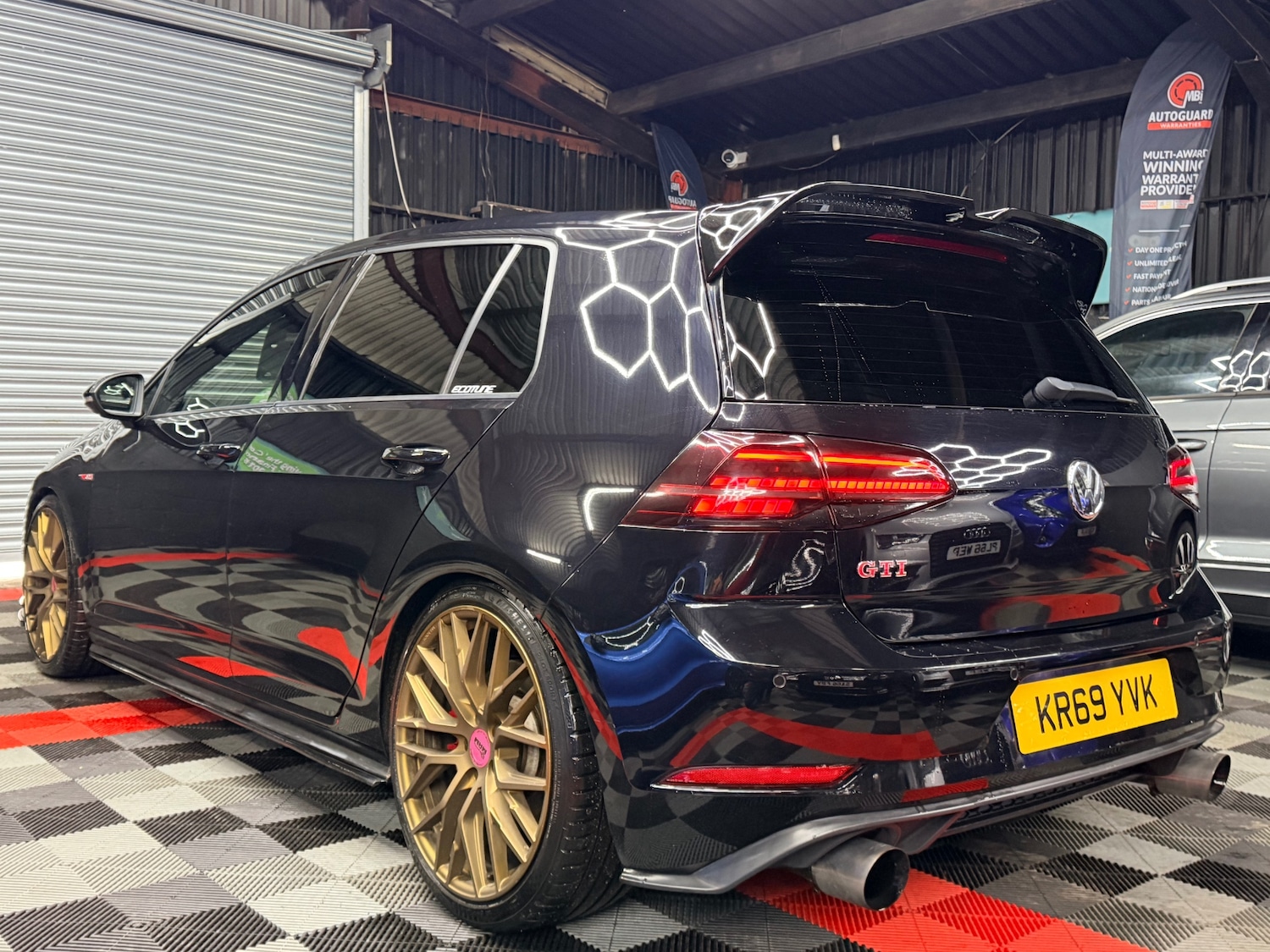 Used Volkswagen Golf 2019 for sale - 77159323: Photo 4