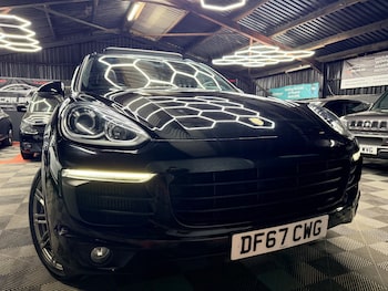Used Porsche Cayenne 2018 for sale - 78708397: Photo