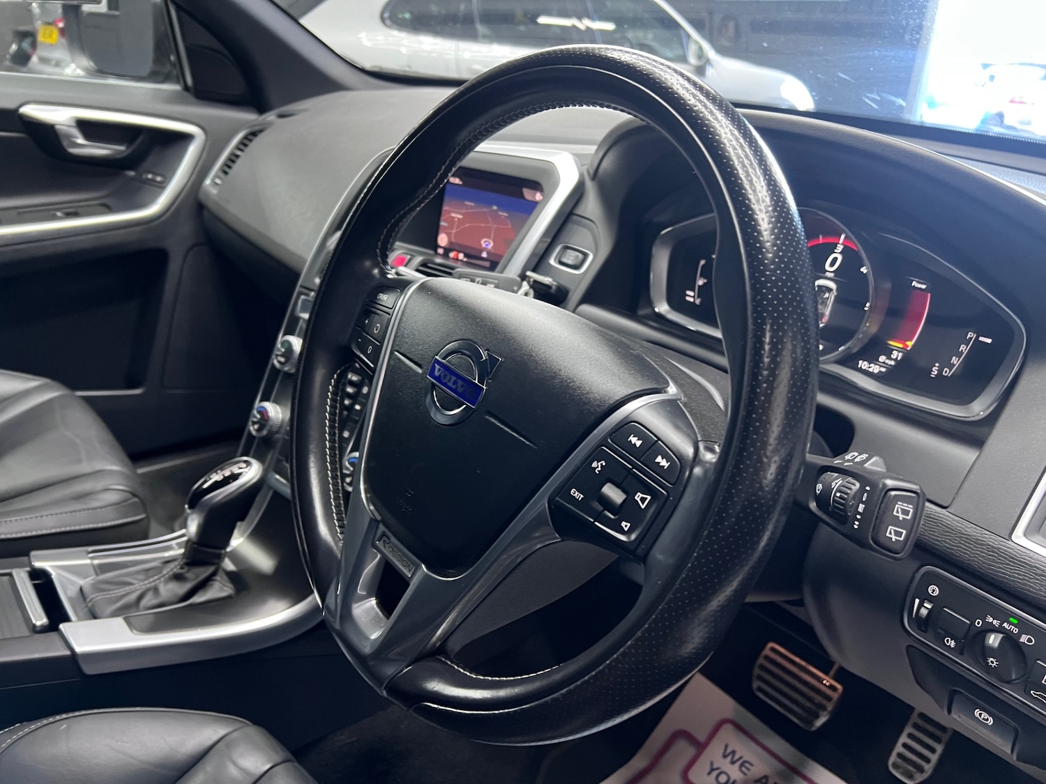 Used Volvo XC60 2017 for sale - 76382424: Photo 16