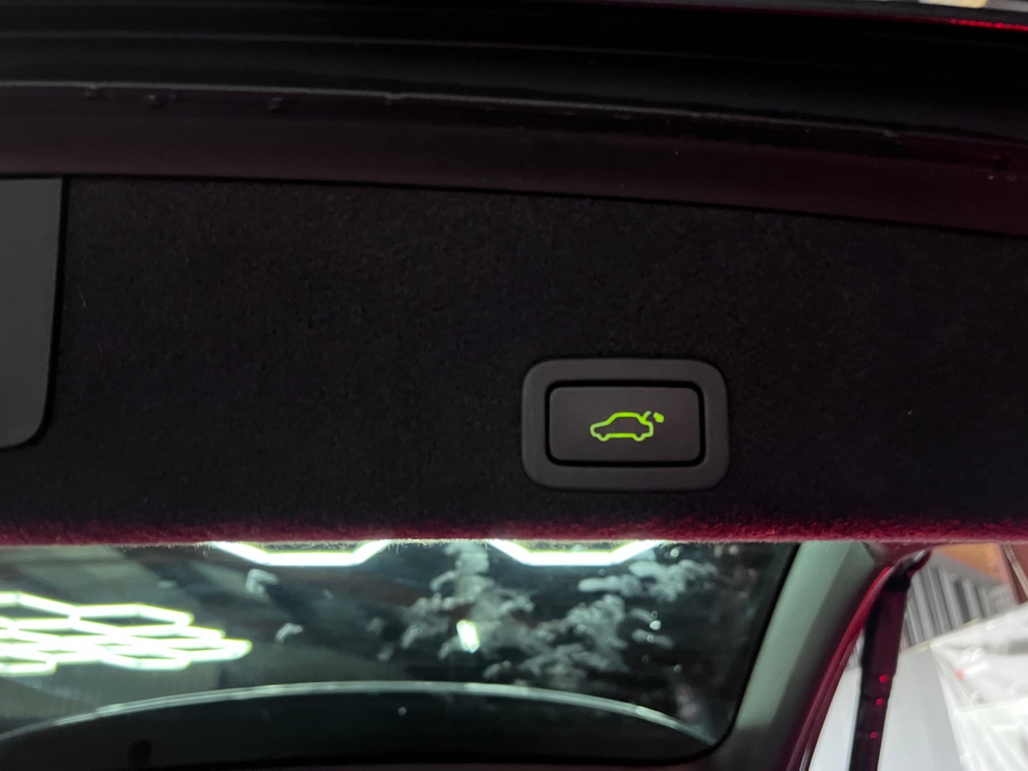 Used Volvo XC60 2017 for sale - 76382424: Photo 17