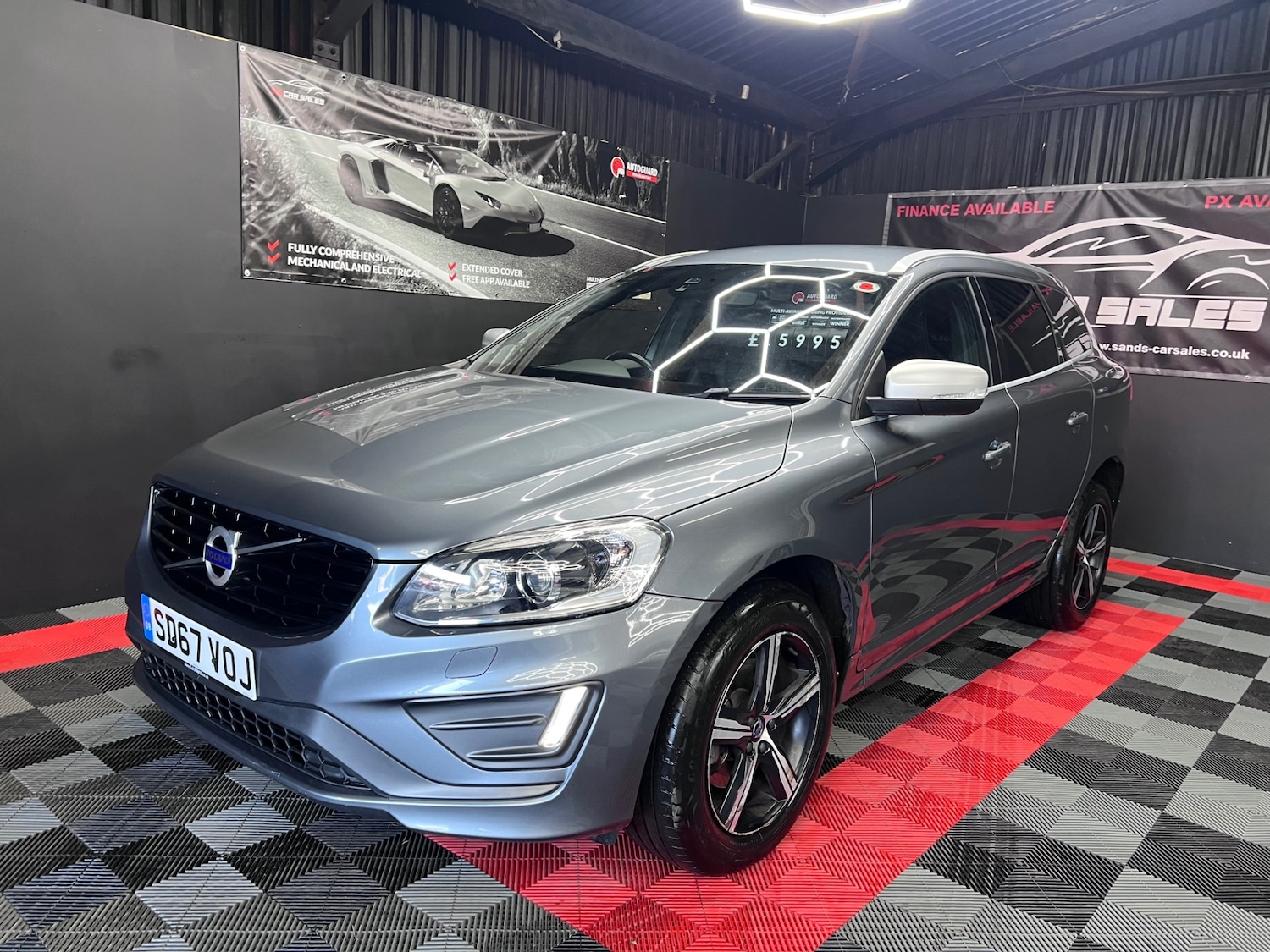 Used Volvo XC60 2017 for sale - 76382424: Photo 7