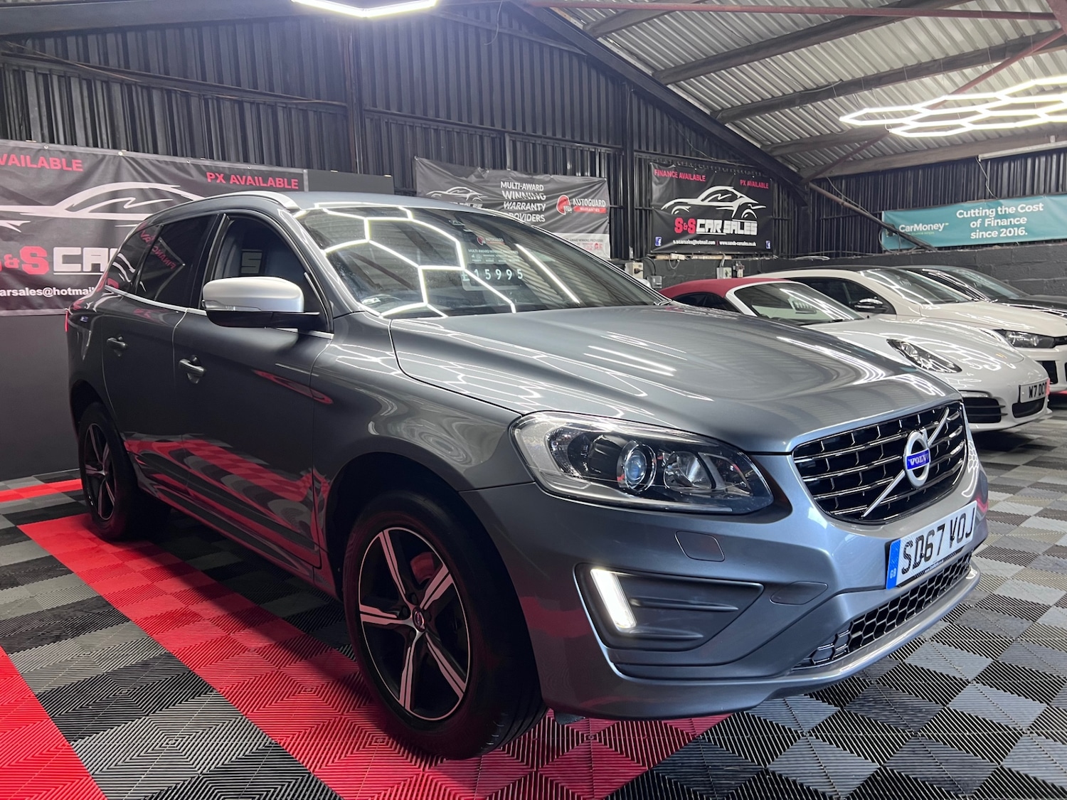 Used Volvo XC60 2017 for sale - 76382424: Photo 9