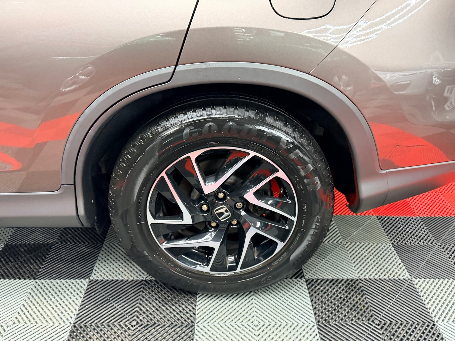 Used Honda CR-V 2017 for sale - 76945504: Photo 19