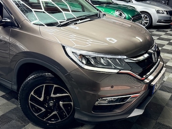 Used Honda CR-V 2017 for sale - 76945504: Photo