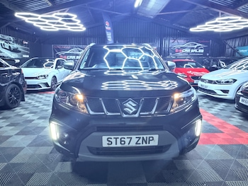 Used Suzuki Vitara 2017 for sale - 79380825: Photo