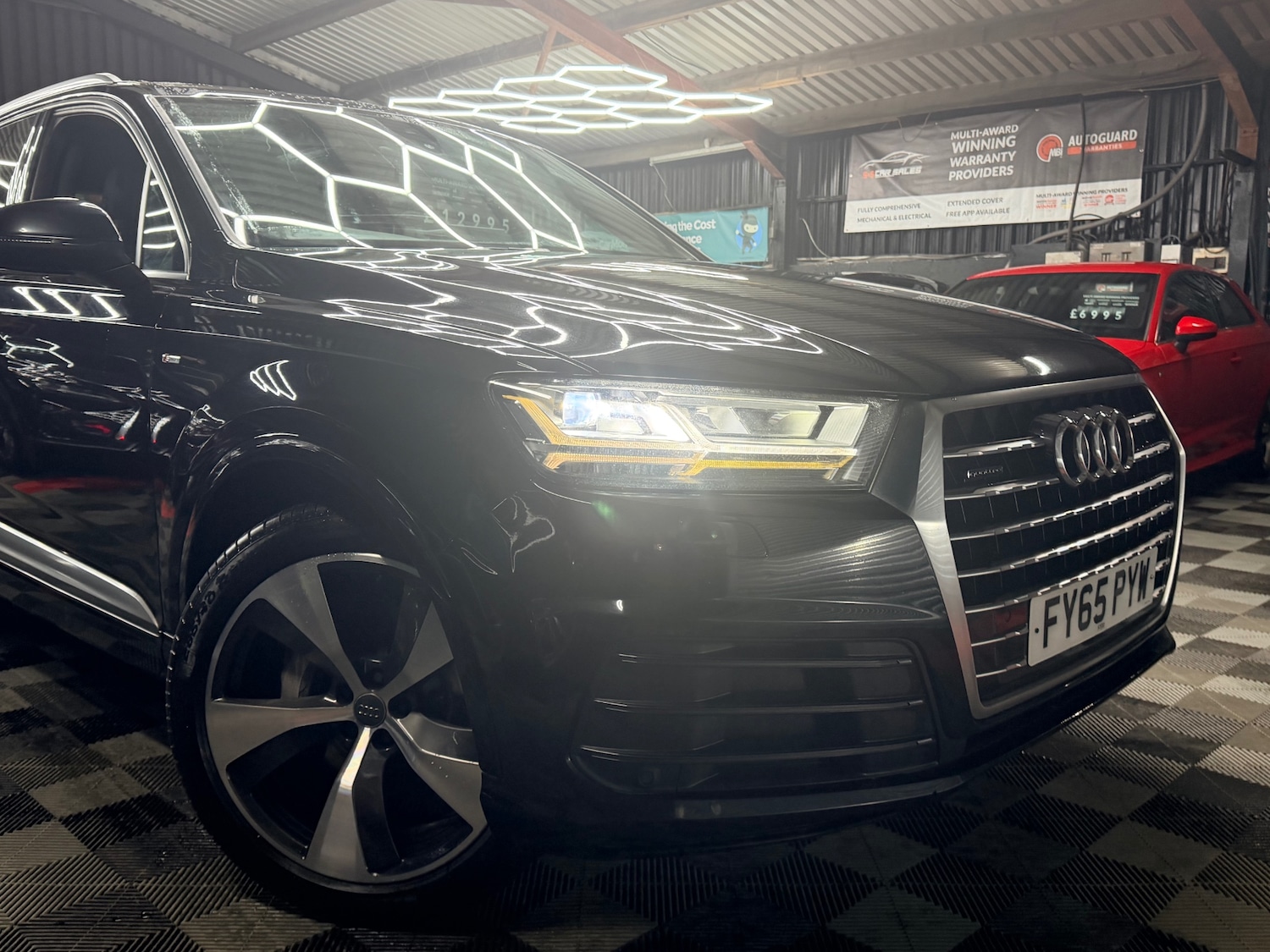 Used Audi Q7 2015 for sale - 77619563: Photo 2