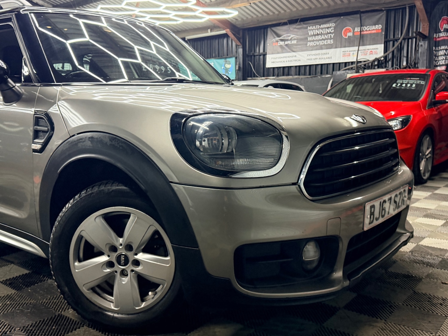 Used MINI Countryman 2017 for sale - 78053606: Photo 2