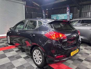 Used Kia Ceed 2013 for sale - 76156595: Photo 4