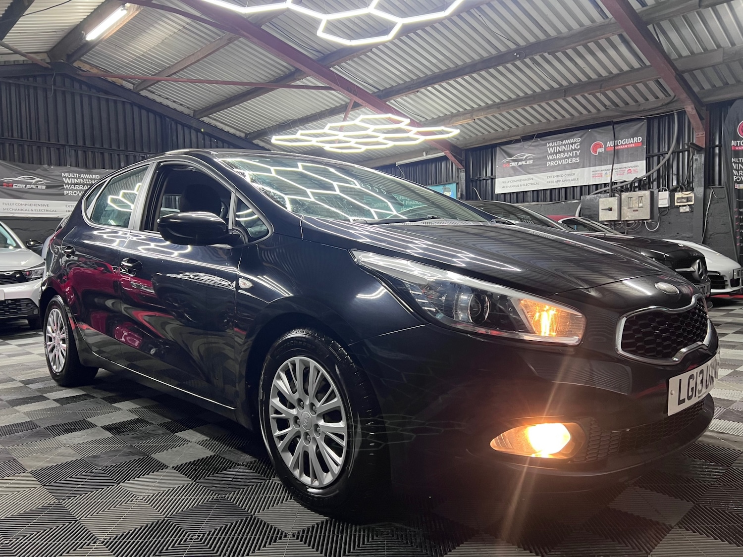 Used Kia Ceed 2013 for sale - 76156595: Photo 9