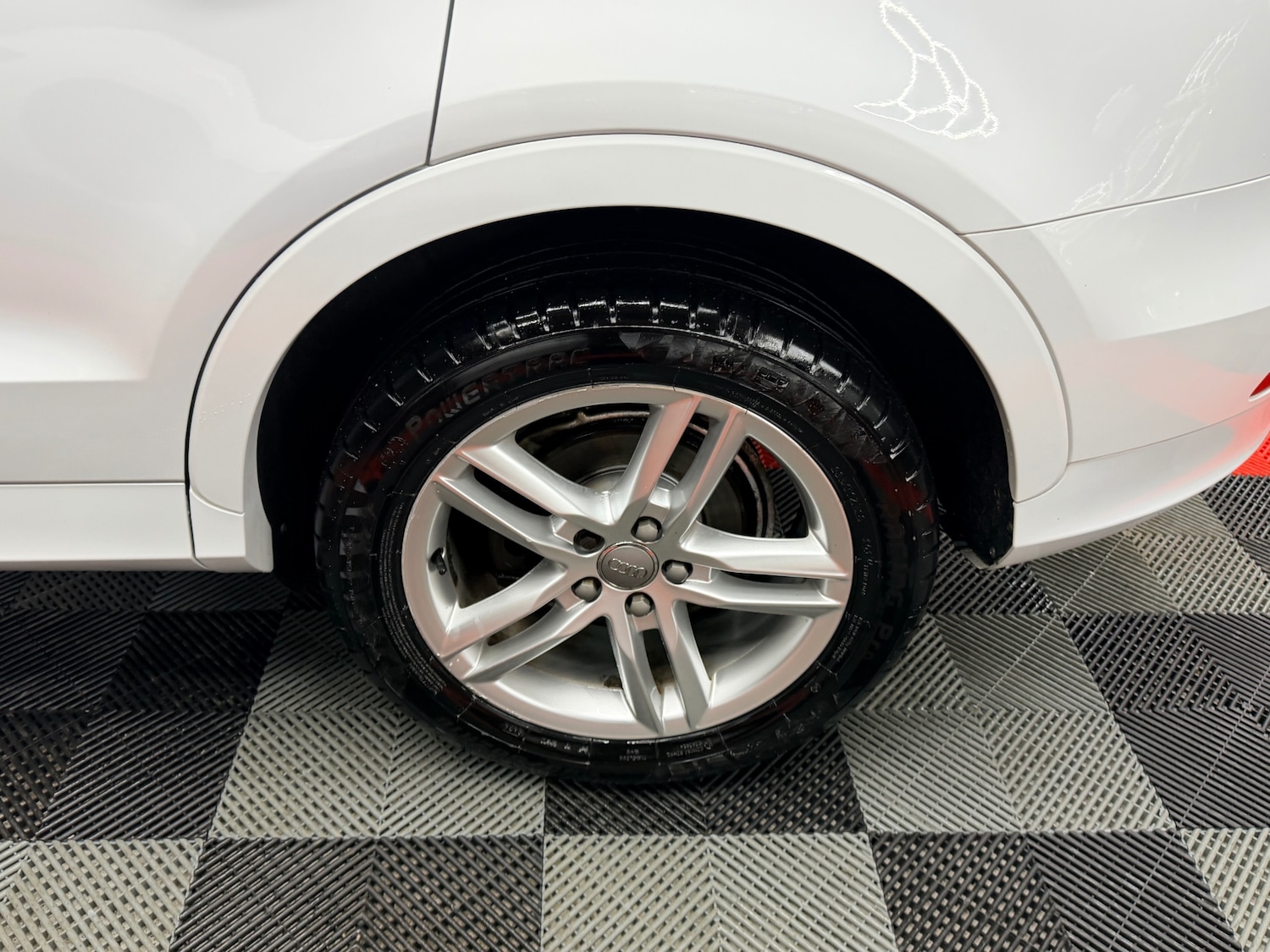 Used Audi Q3 2013 for sale - 77459872: Photo 16