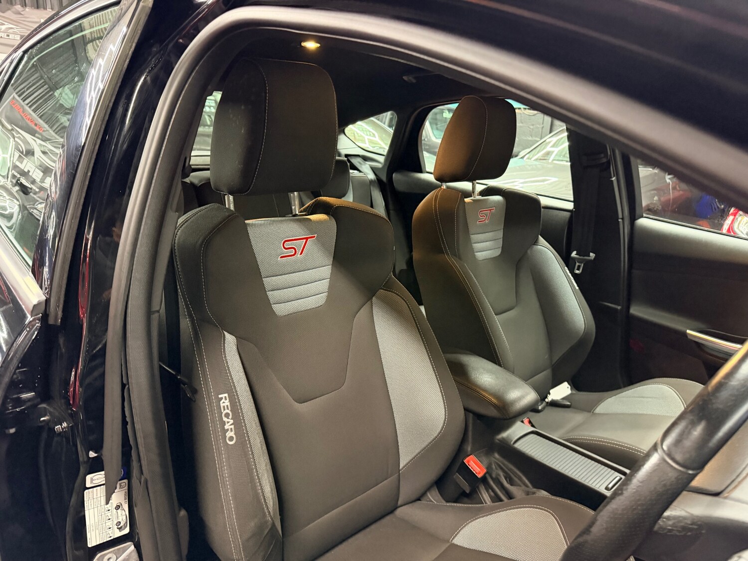 Used Ford Focus 2016 for sale - 77890529: Photo 16