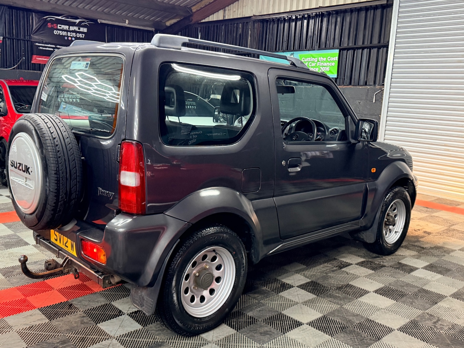Used Suzuki Jimny 2012 for sale - 77802853: Photo 11