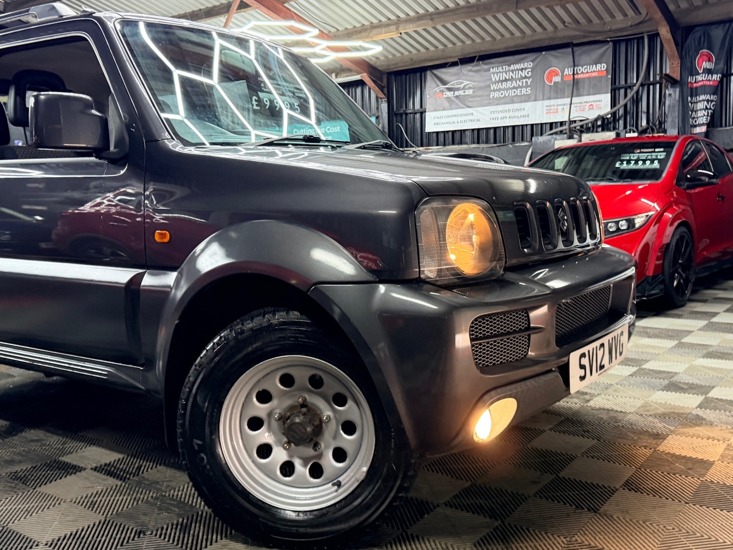 Used Suzuki Jimny 2012 for sale - 77802853: Photo 2