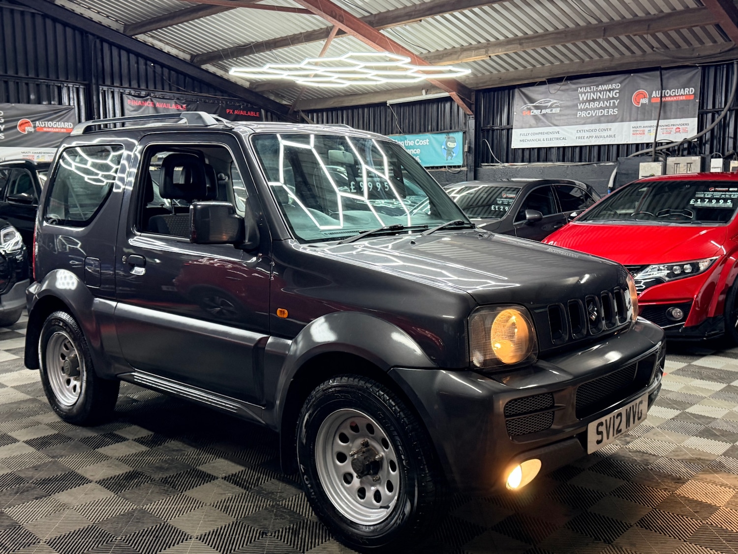 Used Suzuki Jimny 2012 for sale - 77802853: Photo 3