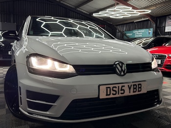 Used Volkswagen Golf 2015 for sale - 77607179: Photo