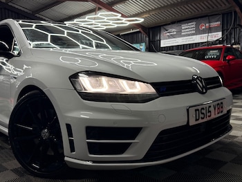 Used Volkswagen Golf 2015 for sale - 77607179: Photo